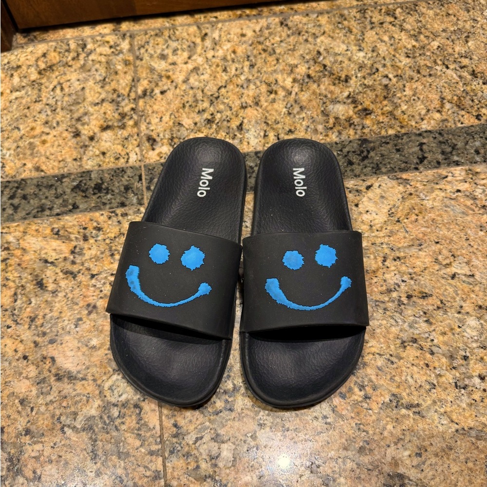 Molo Kids Black Slides with Blue Smiley size 33/34